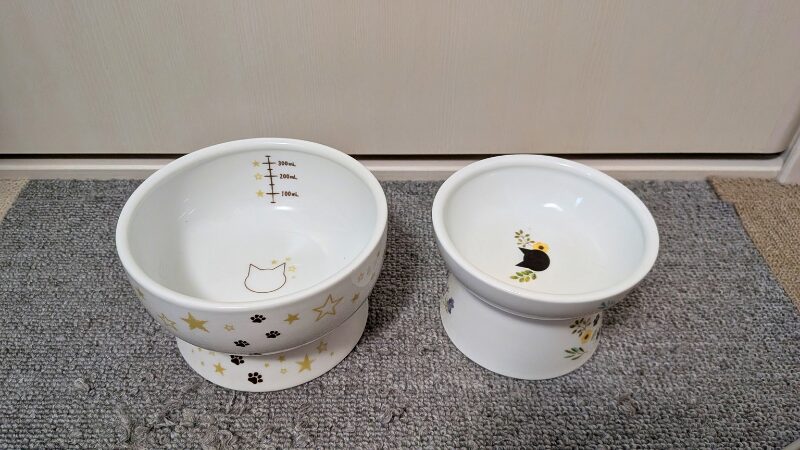 子猫時代のメインクーンが実際に使っていた食器の画像